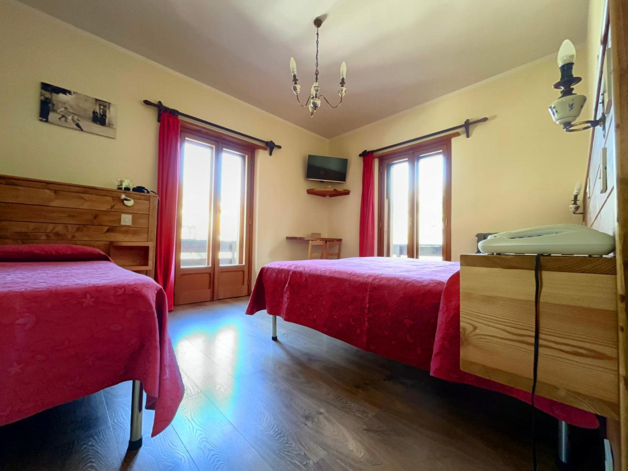 Hotel Garni Mille Pini Scanno Exterior photo