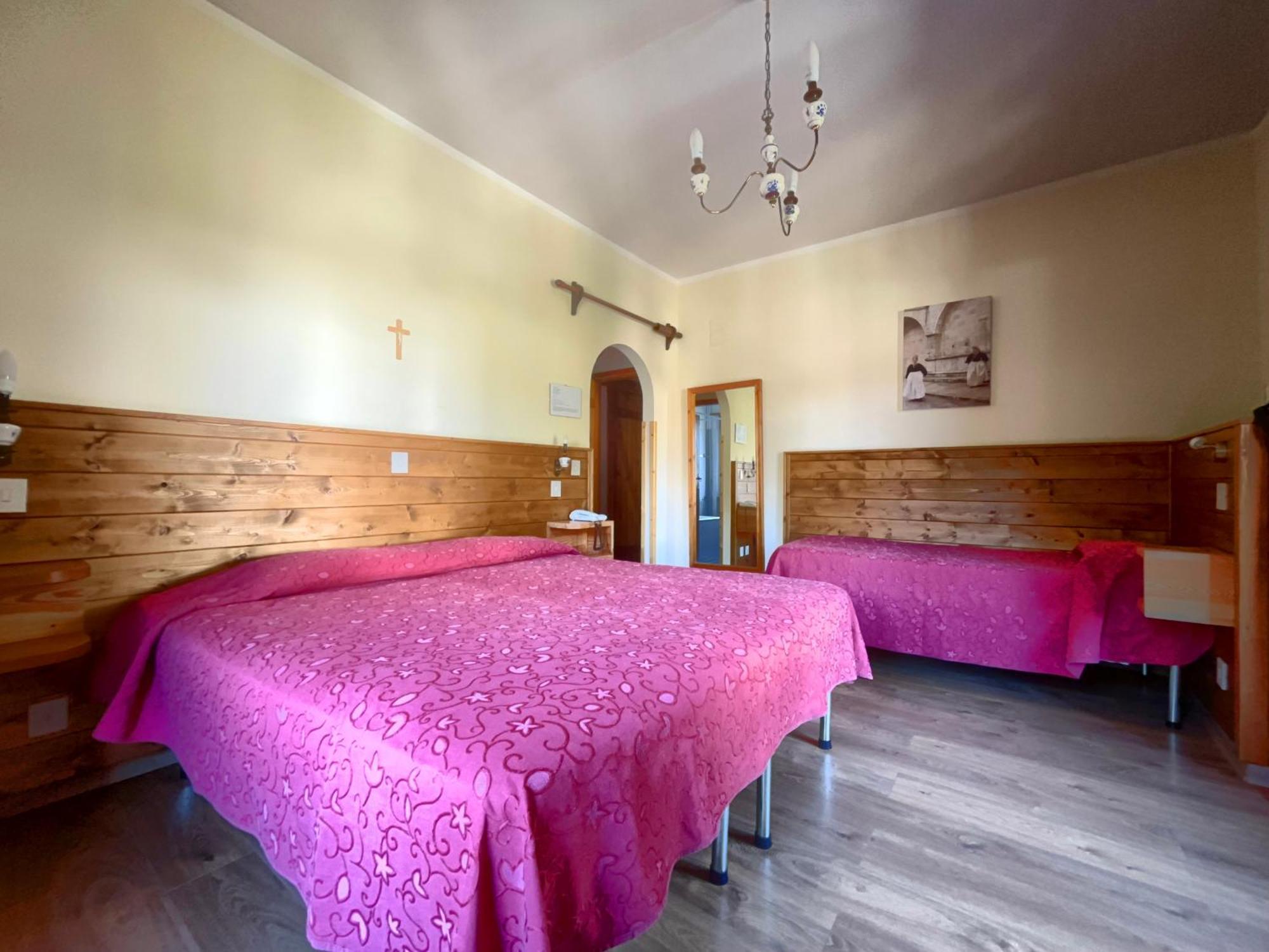 Hotel Garni Mille Pini Scanno Exterior photo