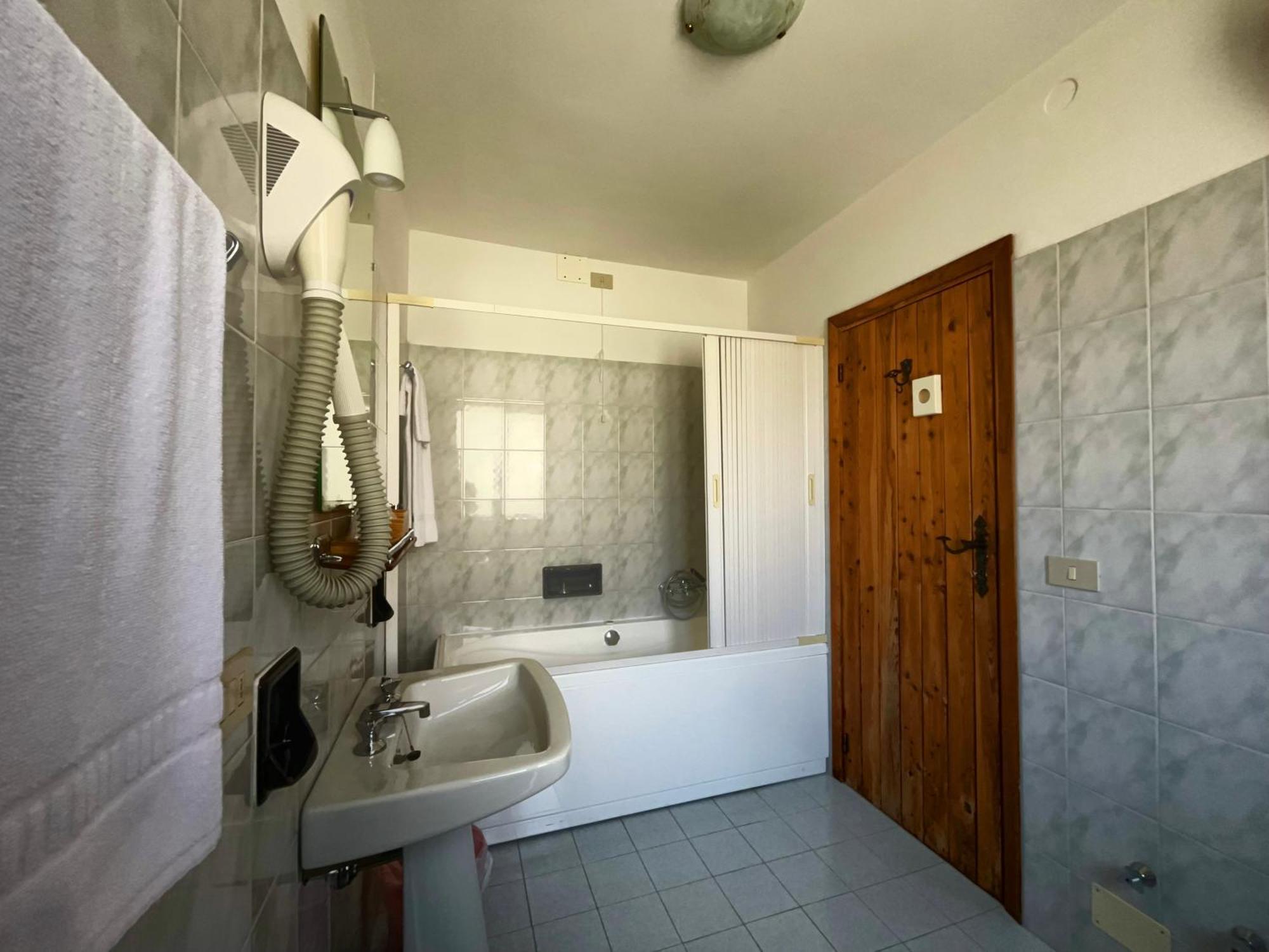Hotel Garni Mille Pini Scanno Exterior photo