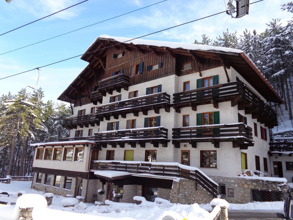 Hotel Garni Mille Pini Scanno Exterior photo